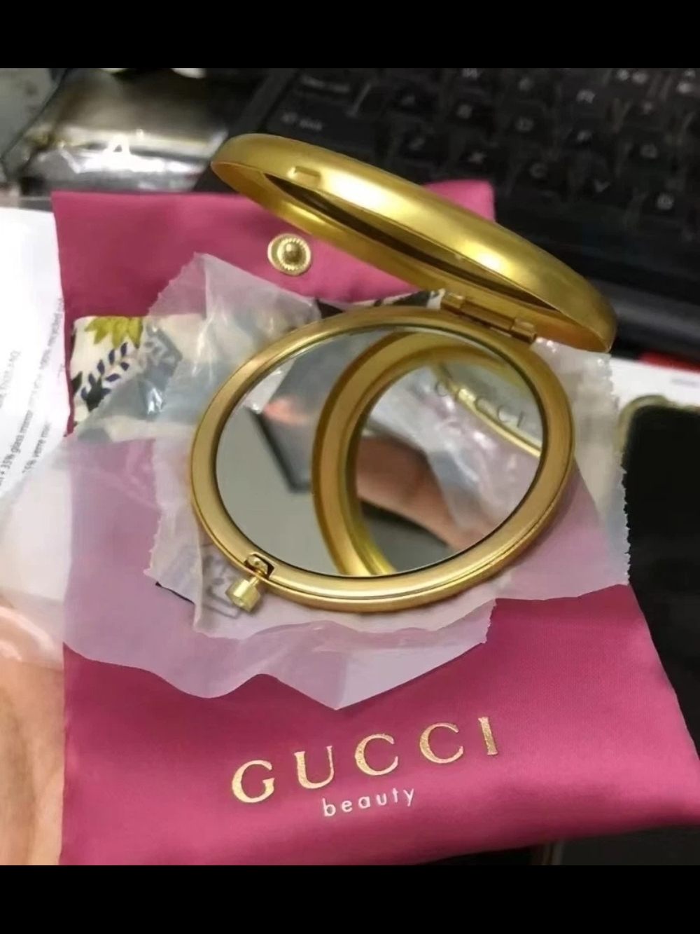 Gucci Beauty Floral Compact Mirror - Picture 4 of 6
